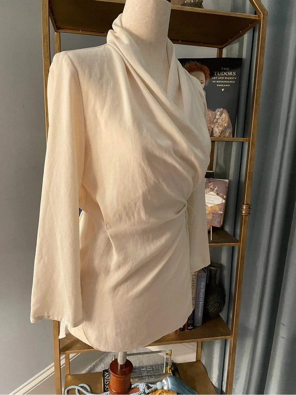 Aritzia Wilfred Cream Wrap Blouse XS XXS 3/4 Sleeves Tie Waist - Picture 7 of 15